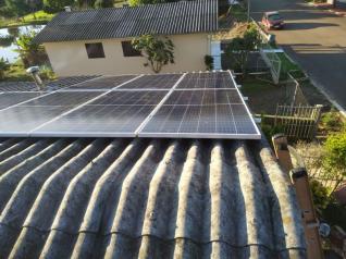 Adriane Elise B. Cansi